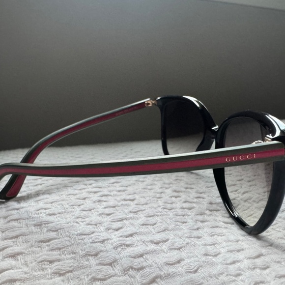 Gucci sunglasses main image 9